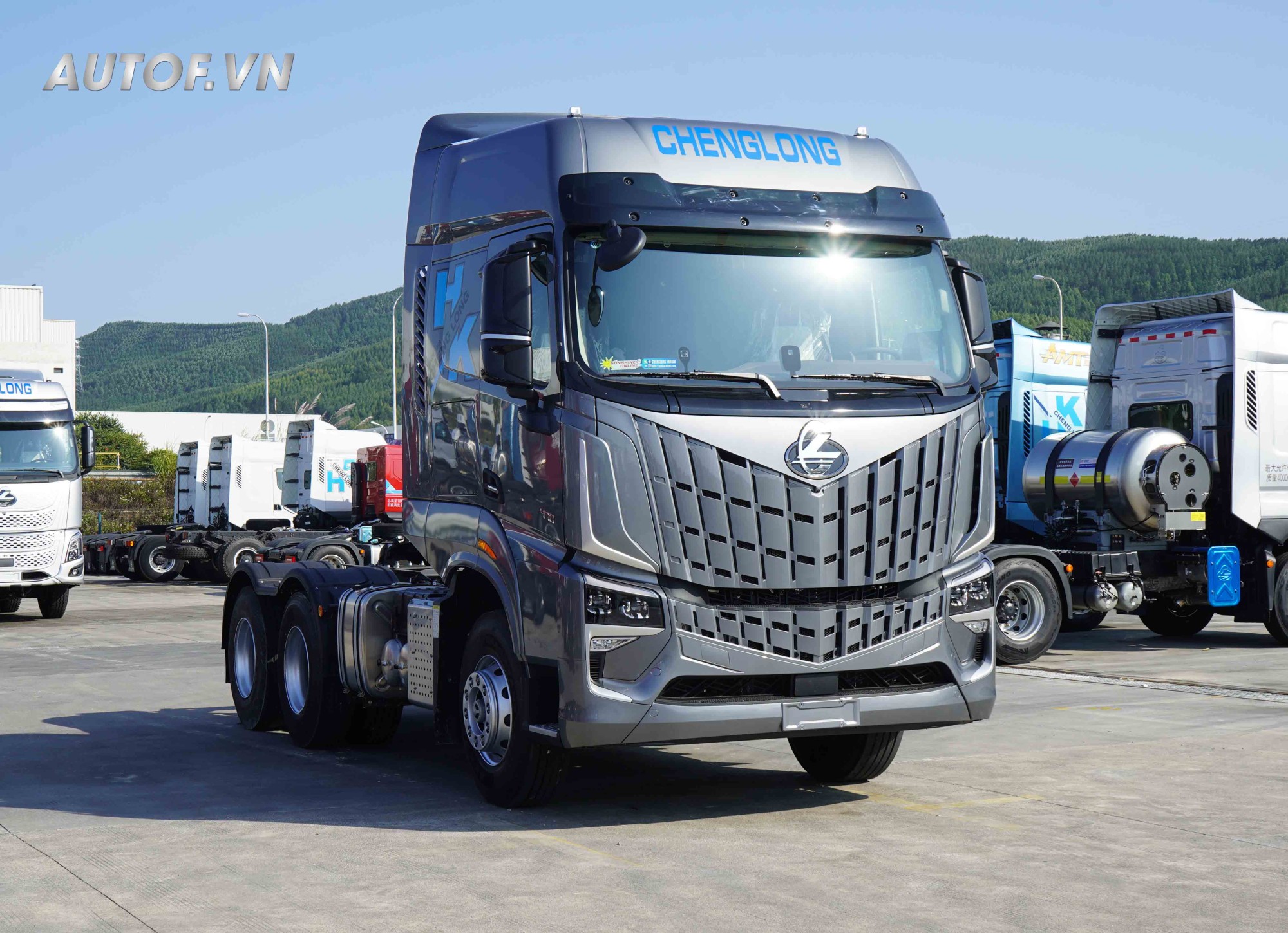 Đầu kéo Chenglong HK 470HP Cầu Láp